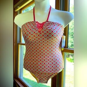 COCO Rave One Piece Halter Top Built-In Bra Sized Swimwear NWT